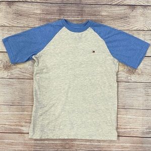 EUC Boys Tommy Hilfiger Tee